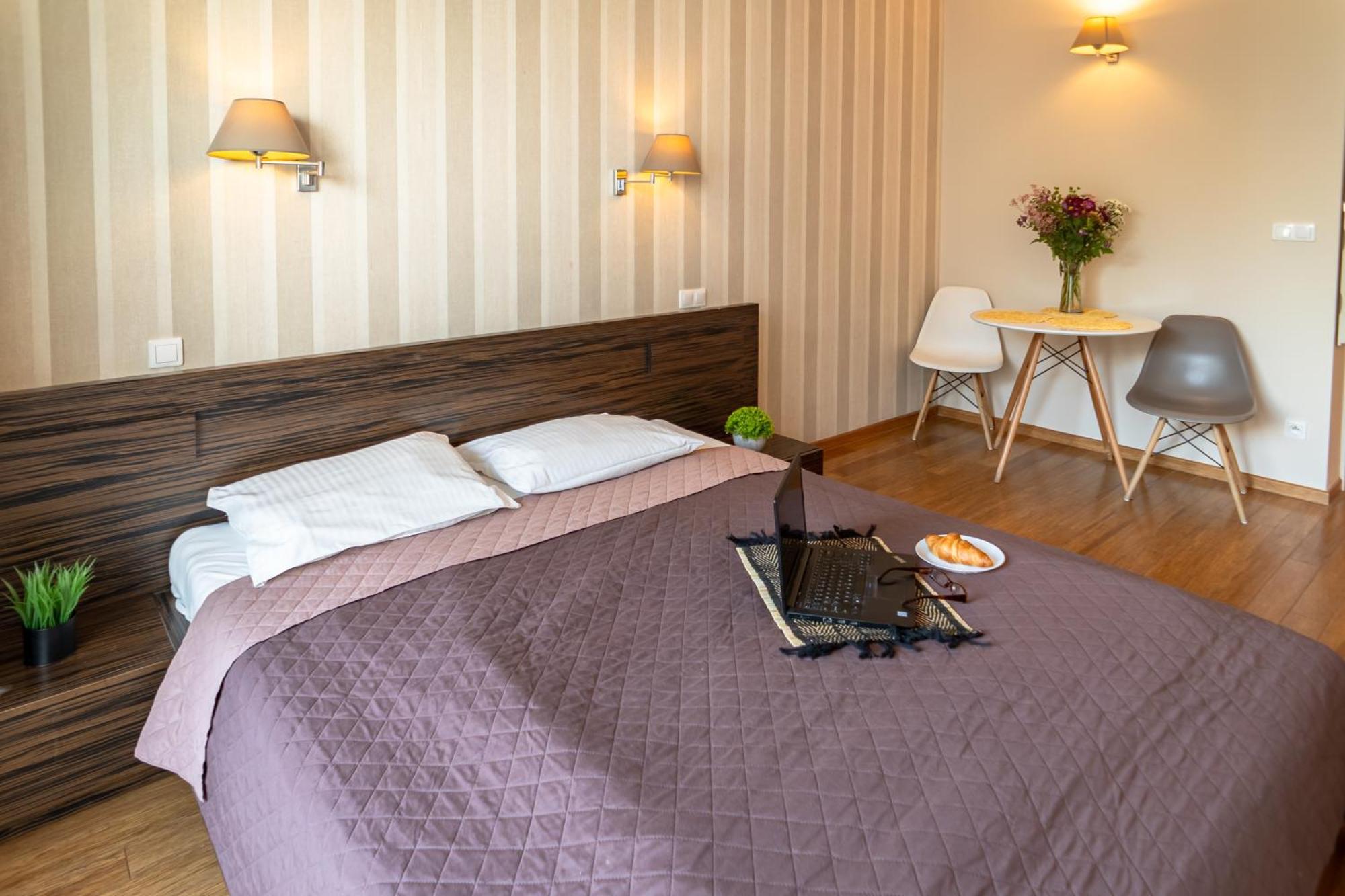 Apartamenty Triton Park Varsovia Exterior foto